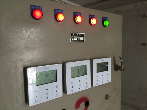 风冷热泵控制面板